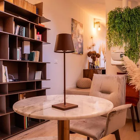 Nocleg ze śniadaniem Piazza Maggiore Santa Margherita 4*