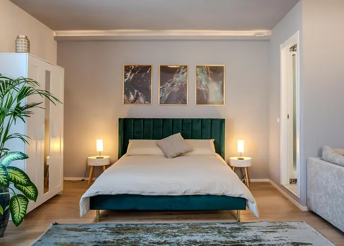 Nocleg ze śniadaniem Piazza Maggiore Santa Margherita 4*