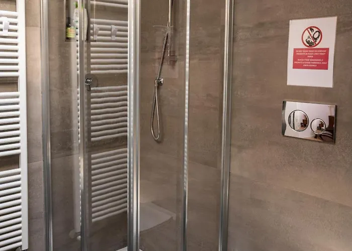 Piazza Maggiore Santa Margherita Nocleg ze śniadaniem 4*